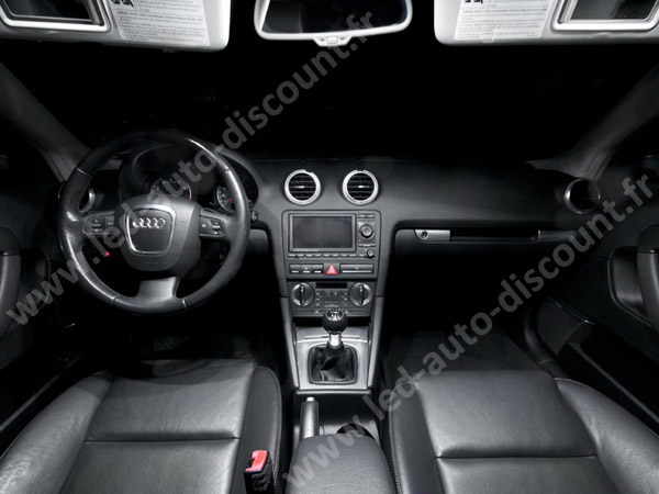 int%C3%A9rieur-led-Audi-a3-8p-interieur-